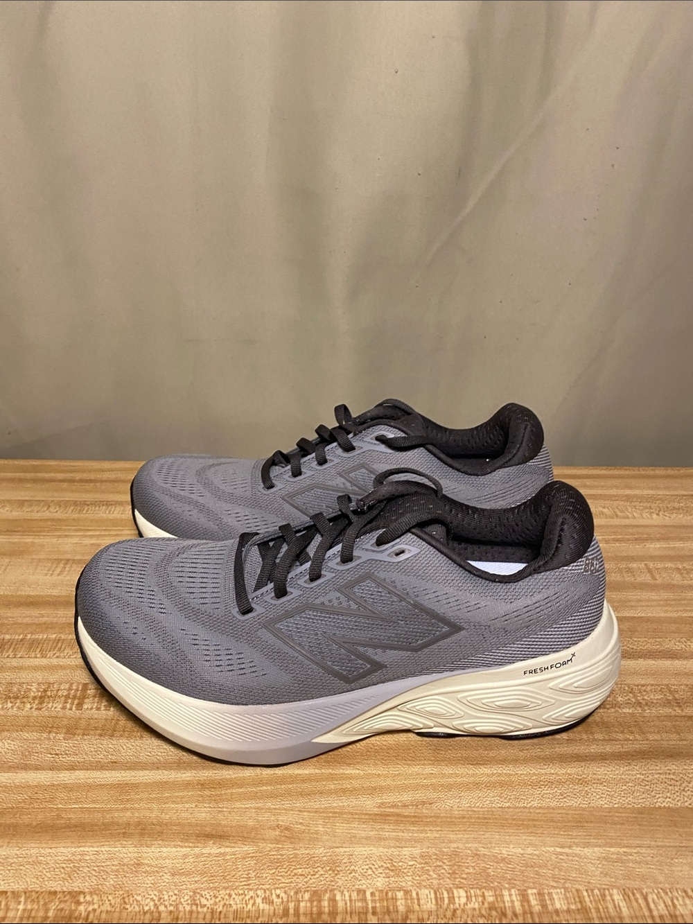 New Balance Fresh Foam X 880v15 Athletic Running Shoes Grey Men 8.5 /W10 New